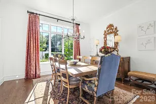 1318 S Kings Dr, Charlotte, NC 28207 - Photo 2