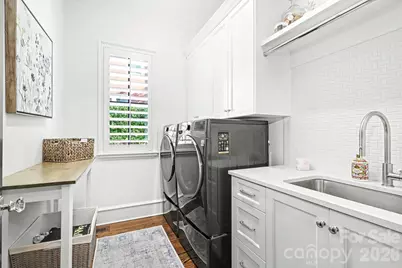 1318 S Kings Drive, Charlotte, NC 28207 - Photo 8