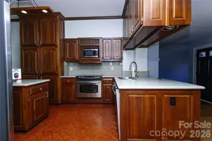 569 Rutherford Rd, Marion, NC 28752 - Photo 12