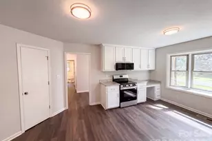 121 Goodman Cir NE, Concord, NC 28025 - Photo 2