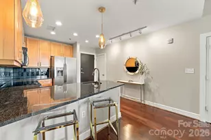 333 W Trade St, Charlotte, NC 28202 - Photo 12