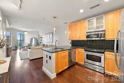 333 W Trade Street #1709, Charlotte, NC 28202 - Photo 10