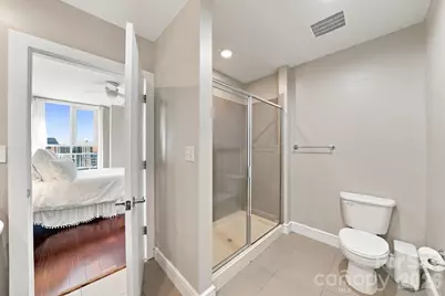 333 W Trade Street #1709, Charlotte, NC 28202 - Photo 16