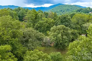 27 Windy Acres Dr, Fairview, NC 28730 - Photo 2