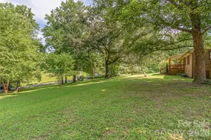 27 Windy Acres Dr, Fairview, NC 28730 - Photo 12