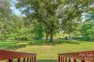 27 Windy Acres Dr, Fairview, NC 28730 - Photo 6