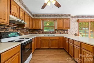 27 Windy Acres Dr, Fairview, NC 28730 - Photo 18
