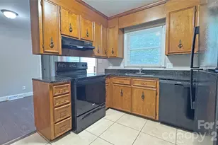 14011 Phillips Rd, Matthews, NC 28105 - Photo 10