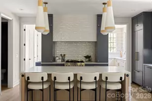1210 Pegram St, Charlotte, NC 28205 - Photo 2