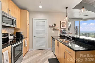 210 N Church Street #2813, Charlotte, NC 28202 - Photo 14