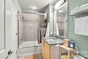 210 N Church St, Charlotte, NC 28202 - Photo 32