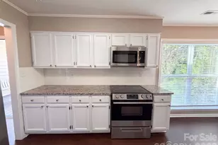 6009 Lanai Ln, Tega Cay, SC 29708 - Photo 12