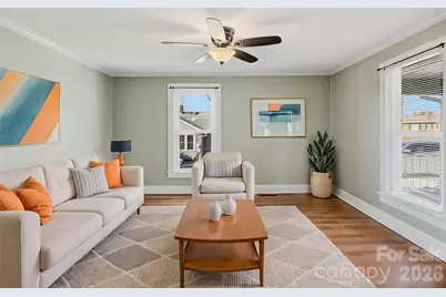 61 27th Street NW, Hickory, NC 28601 - Photo 2