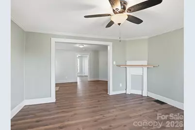 61 27th Street NW, Hickory, NC 28601 - Photo 8