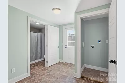 61 27th Street NW, Hickory, NC 28601 - Photo 20