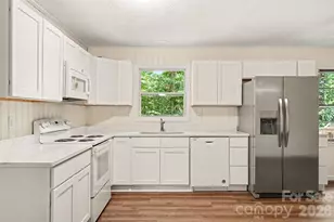 307 Florence Rd, Statesville, NC 28625 - Photo 12
