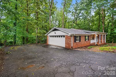 307 Florence Road, Statesville, NC 28625 - Photo 2