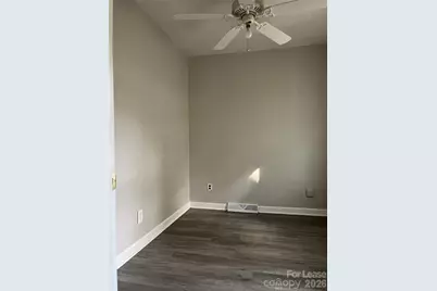 4024 Abbeydale Drive, Charlotte, NC 28205 - Photo 8