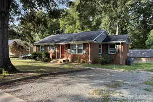 4024 Abbeydale Dr, Charlotte, NC 28205 - Photo 2
