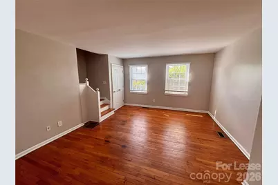 547 Wakefield Drive, Charlotte, NC 28209 - Photo 4