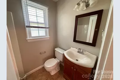 547 Wakefield Drive, Charlotte, NC 28209 - Photo 8