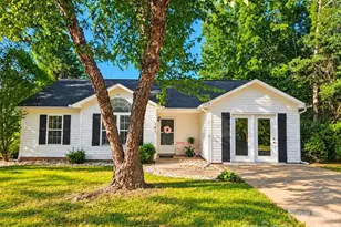 107 E Panther Creek Rd, Troutman, NC 28166 - Photo 1