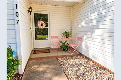 107 E Panther Creek Road, Troutman, NC 28166 - Photo 2