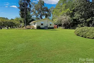 5 Love St, Lowell, NC 28098 - Photo 12
