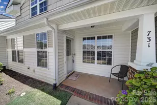 731 Sasha Ct, Rock Hill, SC 29732 - Photo 2