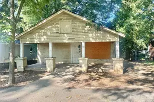 709 Douglas St, Shelby, NC 28150 - Photo 1