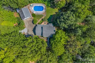 215 Hillcrest Dr, Columbus, NC 28722 - Photo 44