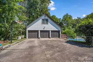 215 Hillcrest Dr, Columbus, NC 28722 - Photo 38