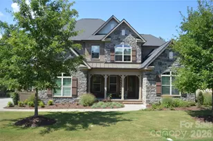 17810 Pawleys Plantation Ln, Charlotte, NC 28278 - Photo 2