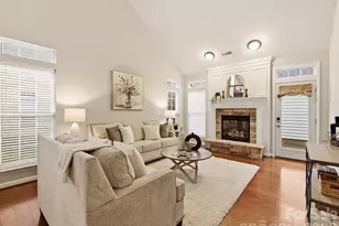 19342 Makayla Ln, Cornelius, NC 28031 - Photo 10