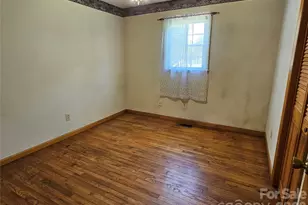 2648 Rose Pl, Lenoir, NC 28645 - Photo 10