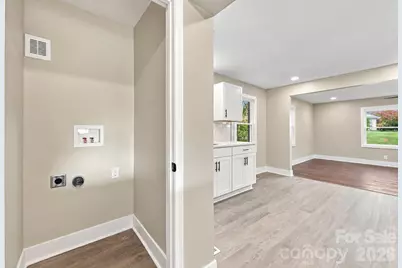 314 Rockyford Street, Morganton, NC 28655 - Photo 10