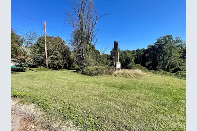 19 Pine Street, Granite Falls, NC 28630 - Photo 2