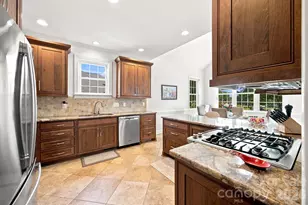 137 Fox Den Cir, Statesville, NC 28677 - Photo 6