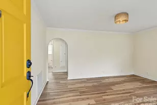 316 E 19th St, Kannapolis, NC 28083 - Photo 2