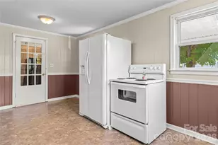 5035 Shattalon Dr, Winston Salem, NC 27106 - Photo 10