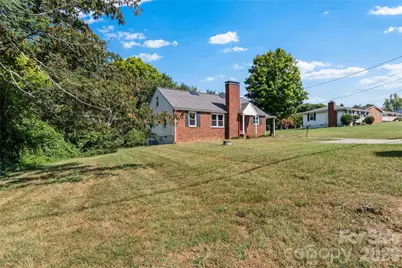 5035 Shattalon Drive, Winston Salem, NC 27106 - Photo 2