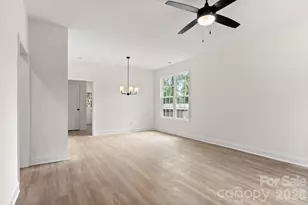 725 Rockdale St, Rock Hill, SC 29730 - Photo 4