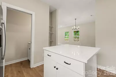 112 E Hilltop Drive, Gastonia, NC 28054 - Photo 10