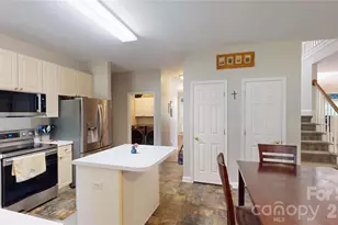 1606 Thornblade Ridge Dr, Matthews, NC 28105 - Photo 10