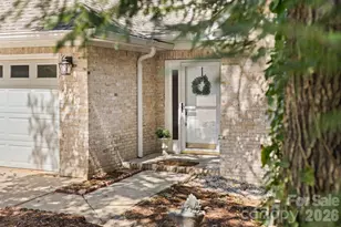113 Laura Trce, Hendersonville, NC 28792 - Photo 1