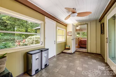 258 Old Homestead Road, Hendersonville, NC 28739 - Photo 16