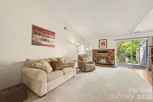 9014 McAlpine Cove Ct, Charlotte, NC 28270 - Photo 4