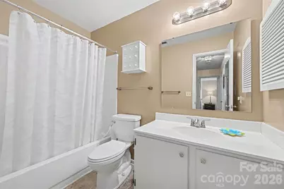 9014 McAlpine Cove Court, Charlotte, NC 28270 - Photo 18