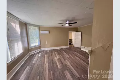 336 S Mulberry Street #Apt A, Statesville, NC 28677 - Photo 4