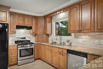 1211 Laurel Street NE, Valdese, NC 28690 - Photo 10